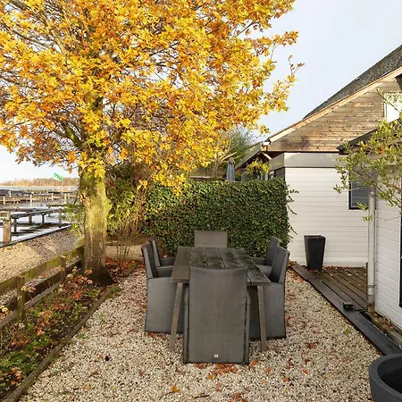 Woonboot De Rietpieper * ロースドレヒト