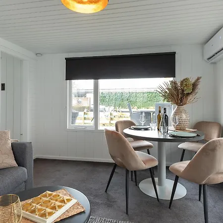 船屋 Woonboot De Rietpieper *