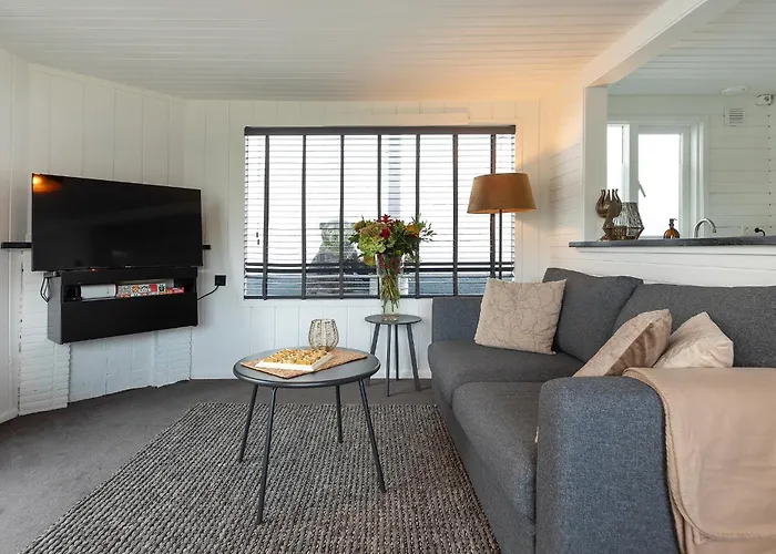 Botel Woonboot De Rietpieper