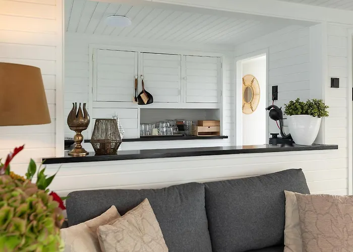 Botel Woonboot De Rietpieper